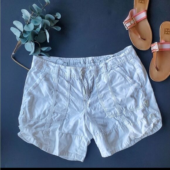 Calvin Klein Jean's White Cargo Shorts - Picture 1 of 8